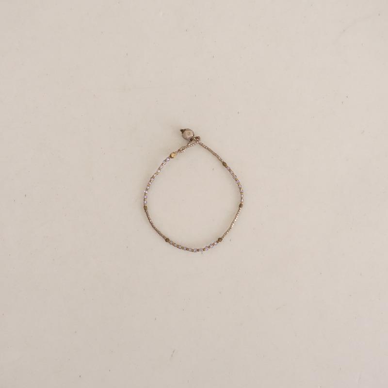 セメノ semeno *ブレスレット*シルバーゴールドライトブルービーズ