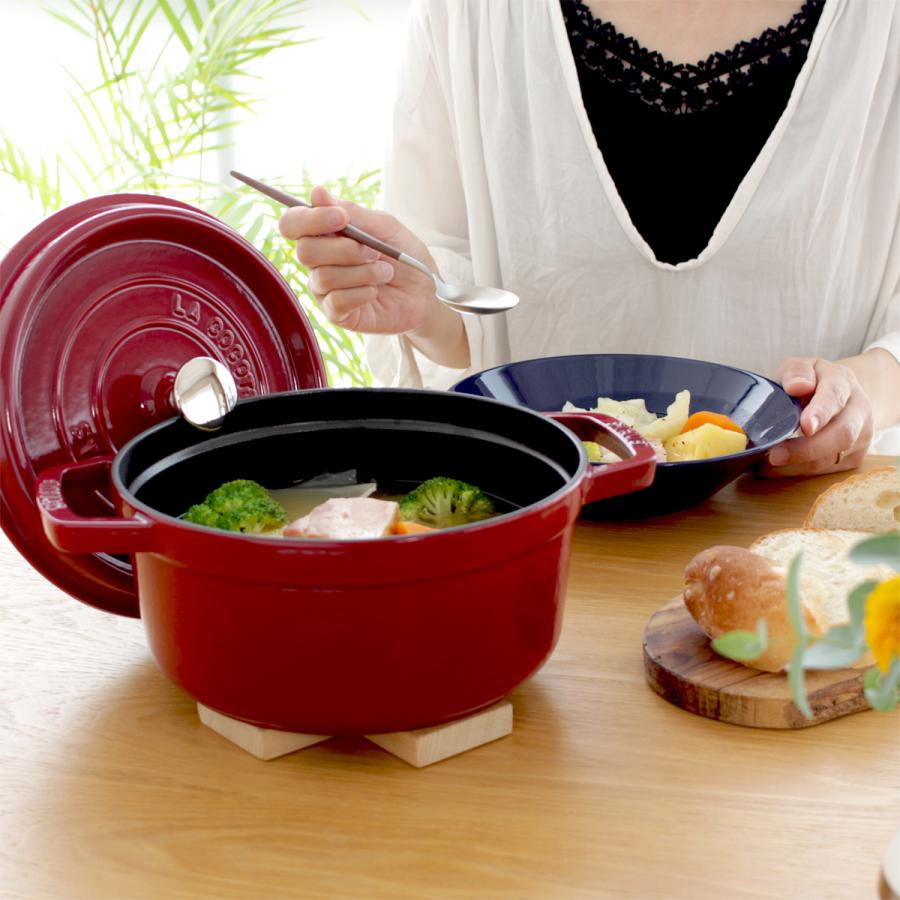 Staub（ストウブ） 鍋 22cm ピコ・ココット ラウンド ボルドー IH対応