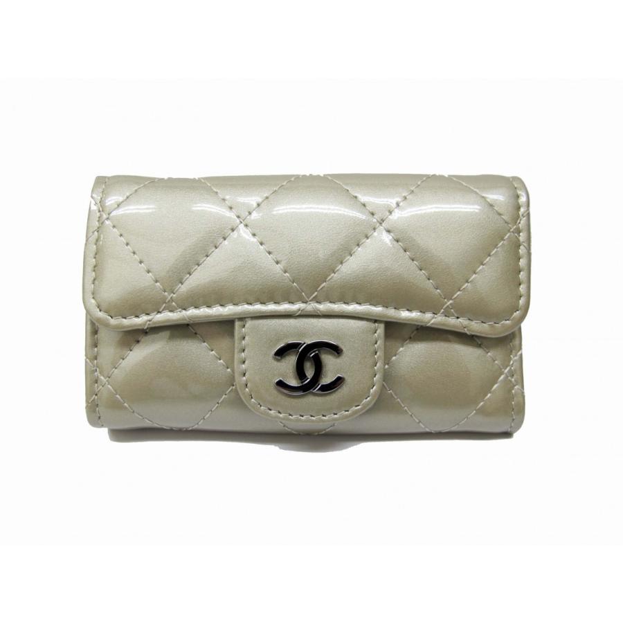 CHANEL（シャネル） 6連キーケース メタリックグレー シルバー金具