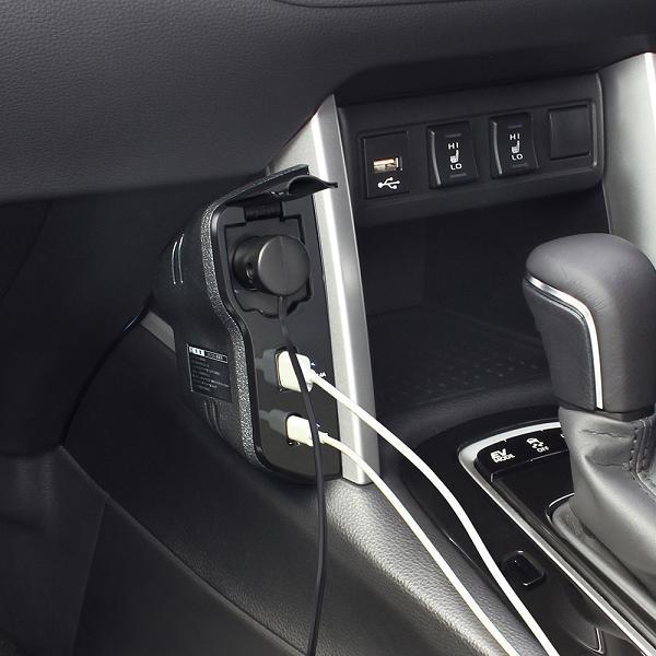 槌屋ヤック SY-CO8 トヨタ カローラクロス専用 電源BOX SYCO8 USB Type