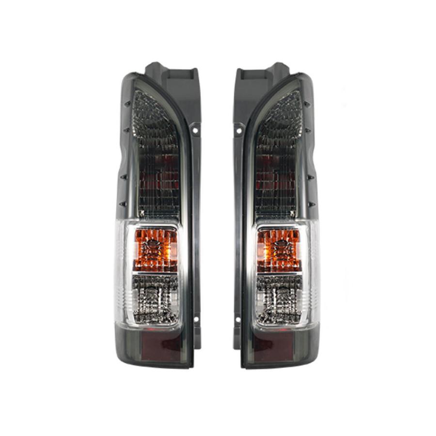 200系 ハイエース レジアスエース 4型 純正 スモーク タイプ