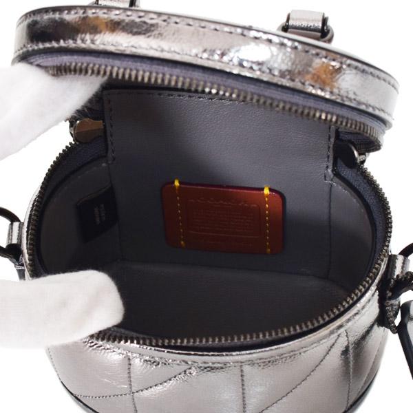COACH（コーチ） バッグ レザー メタリック キルティング トレイル 12