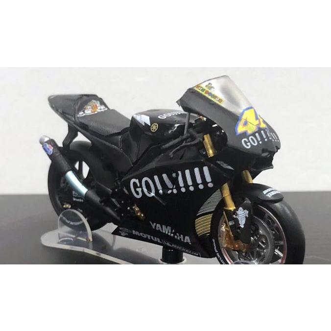 ixo MODELS 1:18 YAMAHA YZR-M1 No.46 Valentino ROSSI Moto GP test