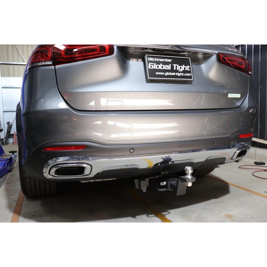 Global Tight（グローバルタイト） GLS400d用ヒッチメンバー MERCEDES
