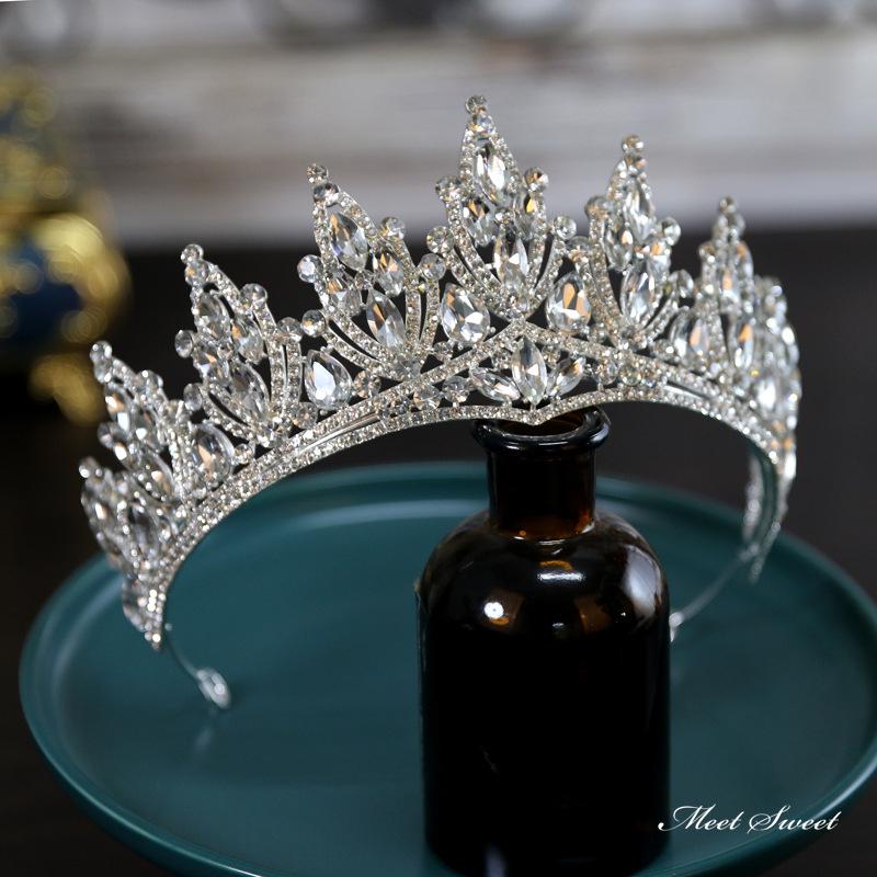 ウェディングヘッドドレス 髪飾り ティアラ クラウン 王冠 結婚式