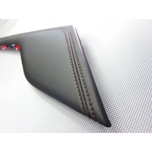 Fコンソール ニーパッドRH（Lパッケージ用） CX-5 K128-64-47XD-02