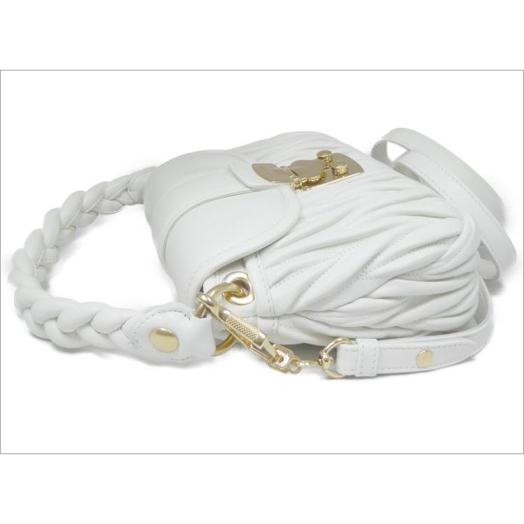 miu miu（ミュウミュウ） ショルダーバッグ マテラッセレザー