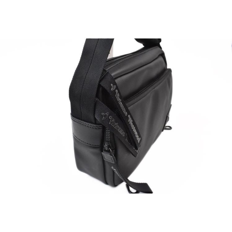 Vivienne Westwood（ヴィヴィアンウエストウッド） ショルダーバッグ