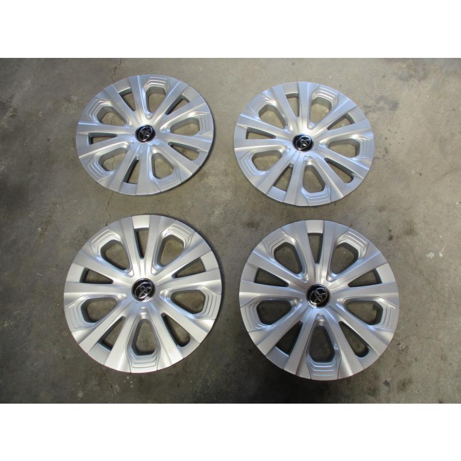 トヨタ（TOYOTA） トヨタ純正 15インチホイールキャップ 4枚セット