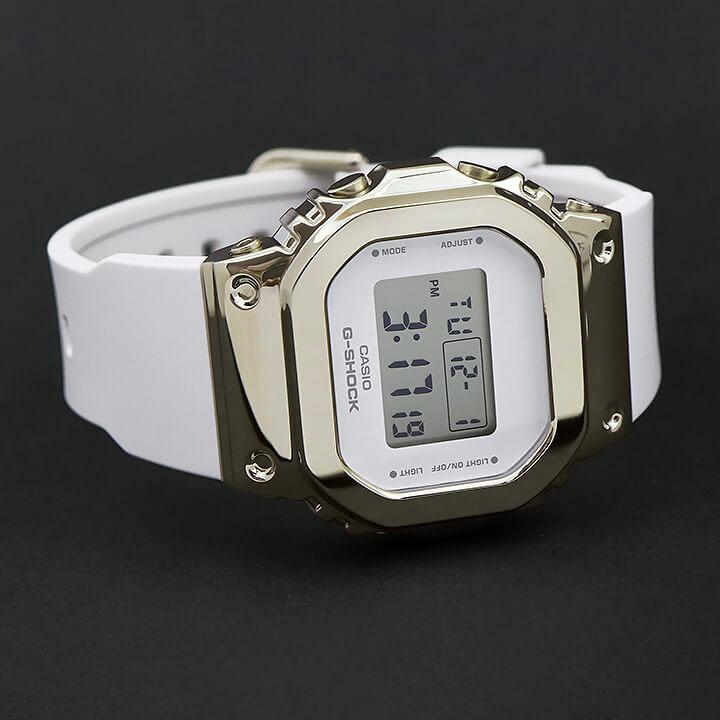 G-SHOCK CASIO Gショック Sシリーズ ミッドサイズ メタルカバー 金属