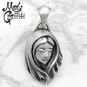 Mad Graffiti リベリアス クロス ペンダントトップ ネックレス