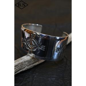 Harrison Jim（ハリソン ジム） ナバホシルバーバングル NAVAJO