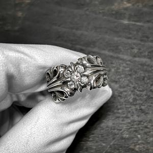 CHROME HEARTS（クロムハーツ） セメタリークロスリング ダイヤモンド