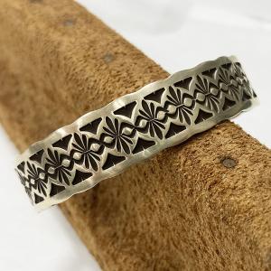 NAVAJO（ナバホ） INDIAN JEWELRY ナバホ族 Lena Platero スタンプ