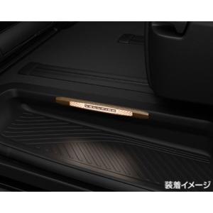 トヨタ（TOYOTA） トヨタ純正 イルミネーション付スカッフプレート