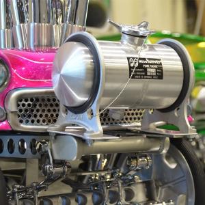 MOONEYES ムーンアイズ ORIGINAL エマージェンシー タンク (ポリッシュ