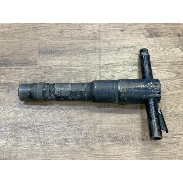 TOKU/東空 10番 15kg 軽量型コンクリートブレーカー TCB-130B 丸