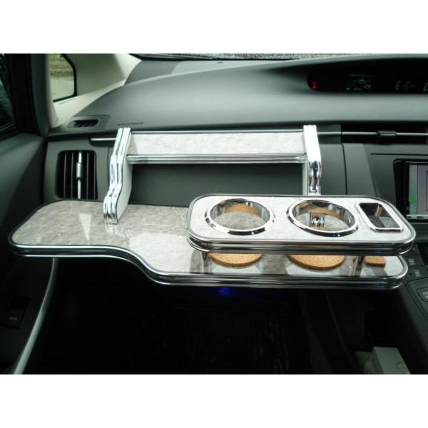 One Creation 30系プリウス （09/05〜） フロントテーブル : one