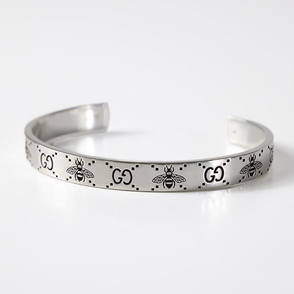 GUCCI（グッチ） ブレスレット Signature GG Chunky Bee Cuff Bracelet