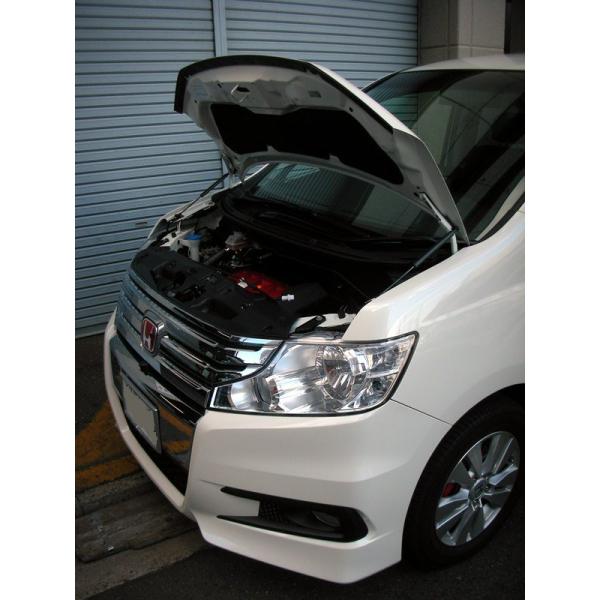 ホンダ：ステップワゴンスパーダ Zグレード［RK5］シルバーカーボン