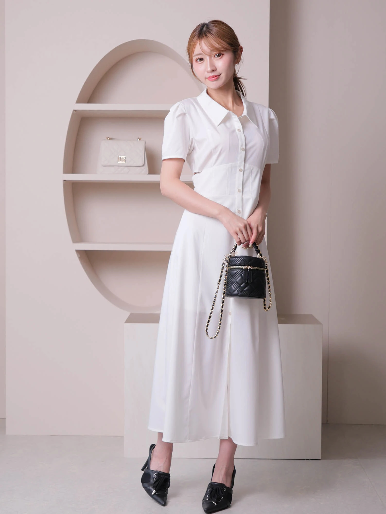 LIP SERVICE（リップサービス）｜ カットアウトコルセットシャツ