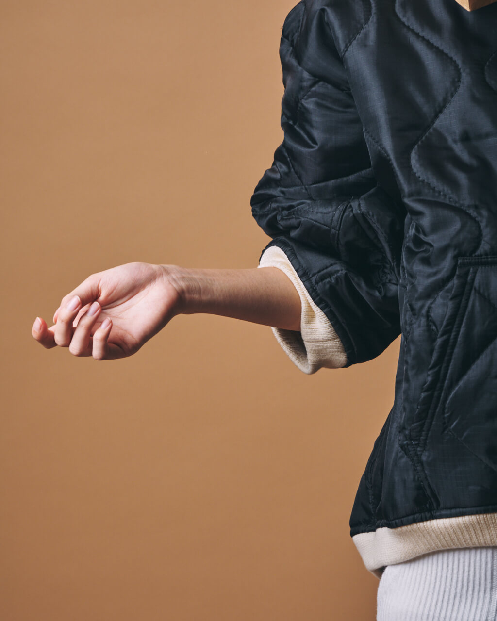 m.u × PRE_QUILTING LONG PULLOVER BK – Japoness