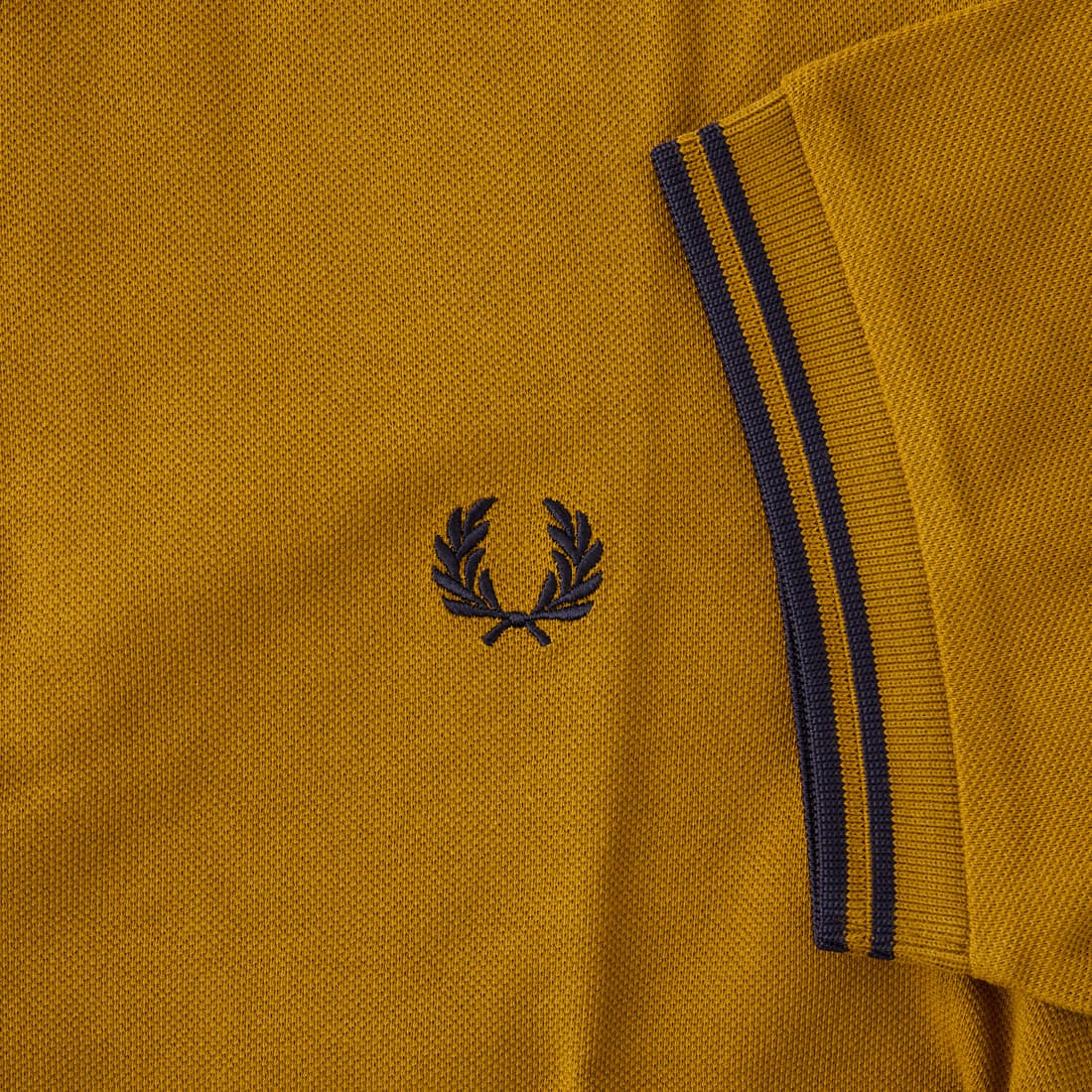 FRED PERRY [フレッドペリー] ティップライン ロゴ刺繍ポロシャツ