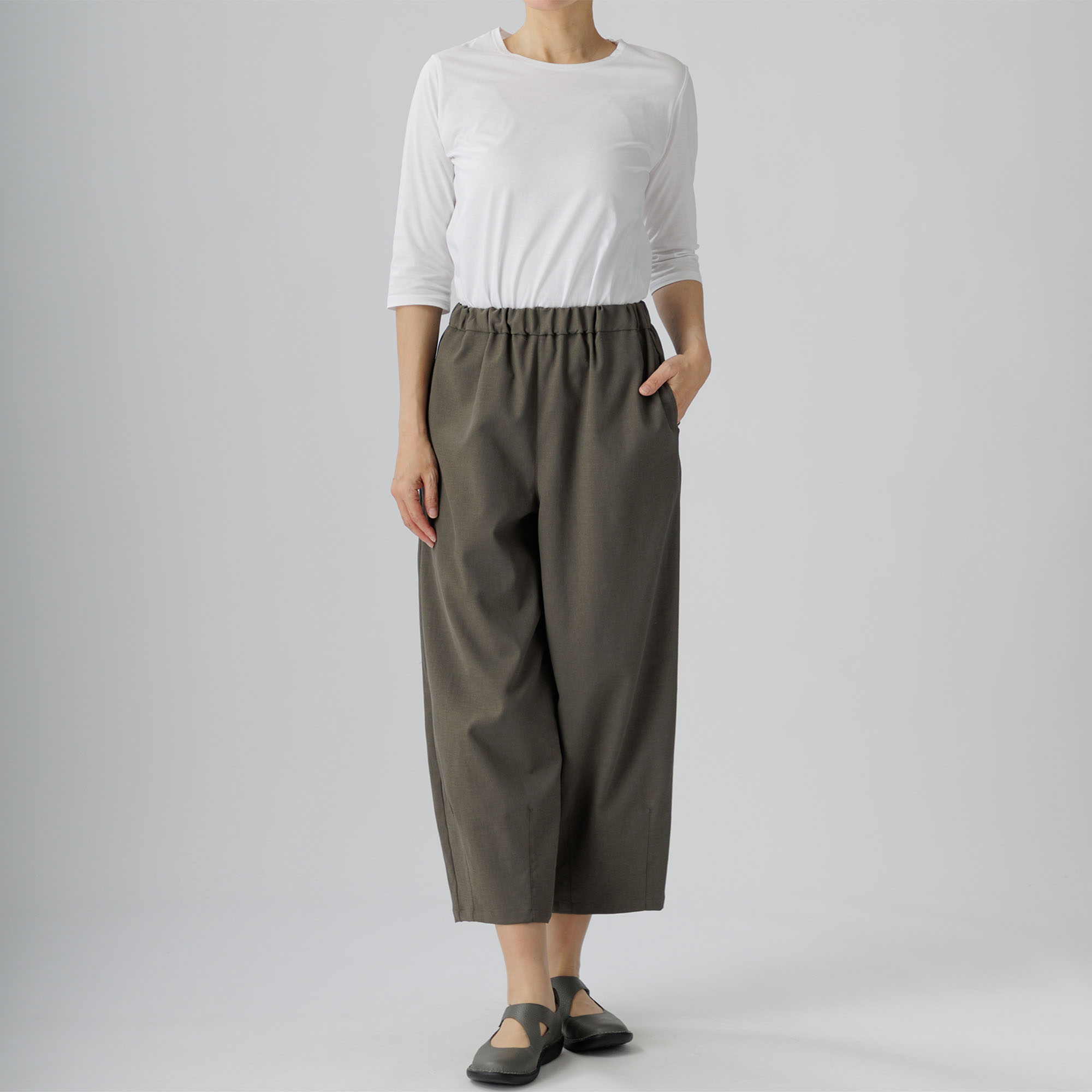 作家さん 野ばら社rosily バルーンパンツのうさぎ 野ばら社rosily saku