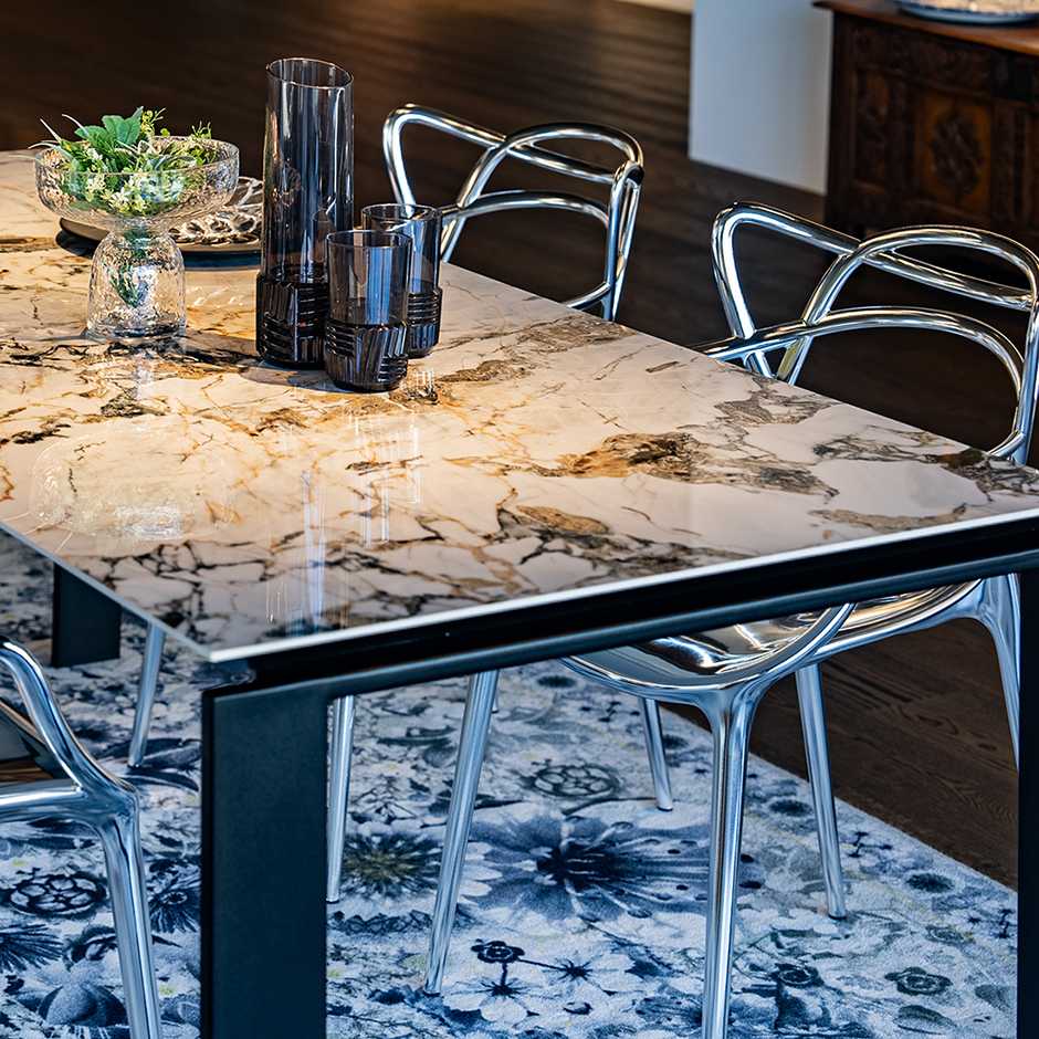 家具｜Kartell｜カルテルオフィシャルサイト [イタリア製 家具