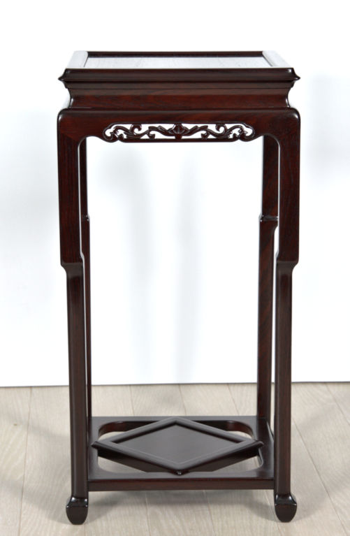 花台: 紫檀 入り足 角高卓 大阪唐木指物 no.8792 / 唐木家具OSAKA