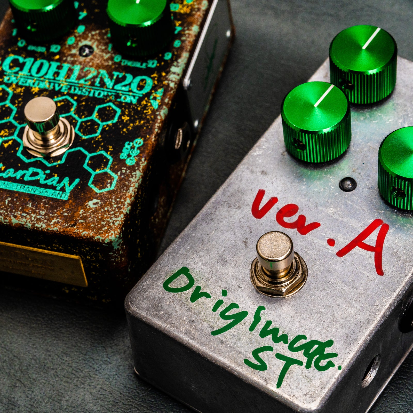 ts_b_4_1600x.jpg?v=1702136270