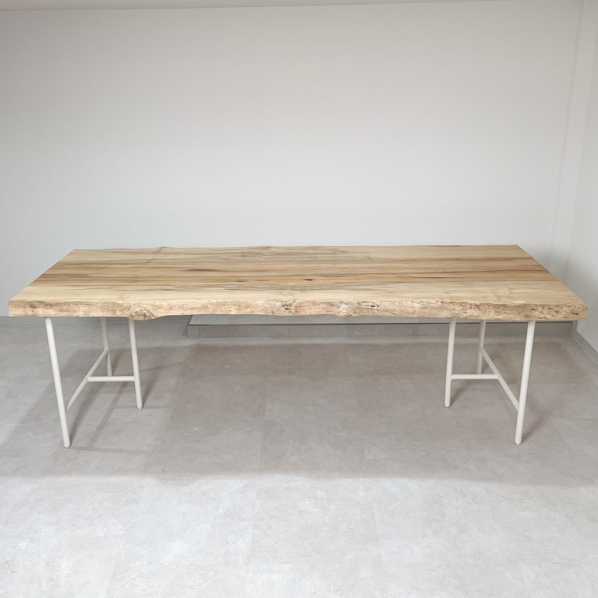 KIDOMEIMOKU 楓一枚板ダイニングテーブル｜230cm(8人掛け) – 【公式