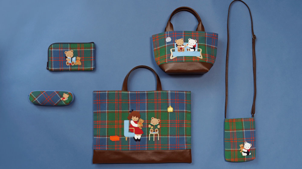 クリスマス限定タータンチェックのアイテムが登場♡ ファミリアが