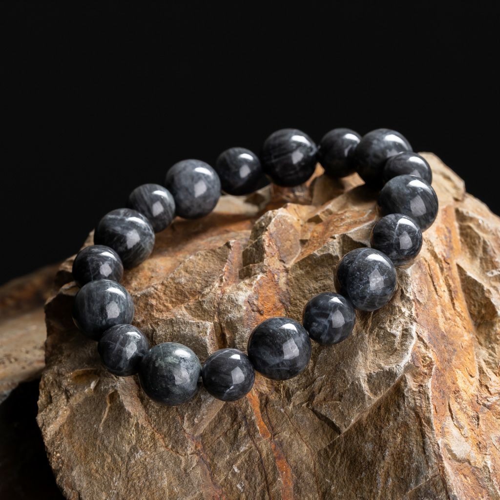 16cmサイズ・12mm玉×8mm玉・渋い黒・艶美麗】（プレミアム黒色ヒスイ