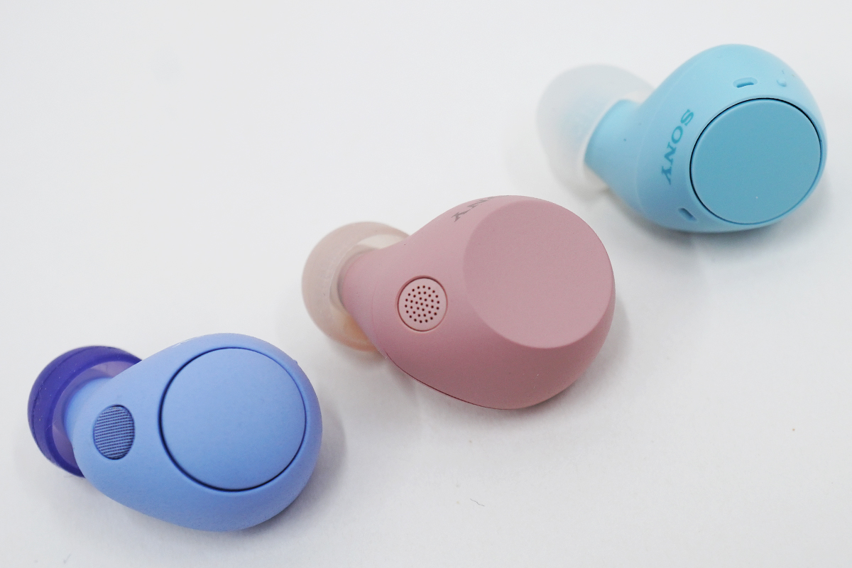 ワイヤレスノイズキャンセリングステレオヘッドセット「WF-C710N」実機