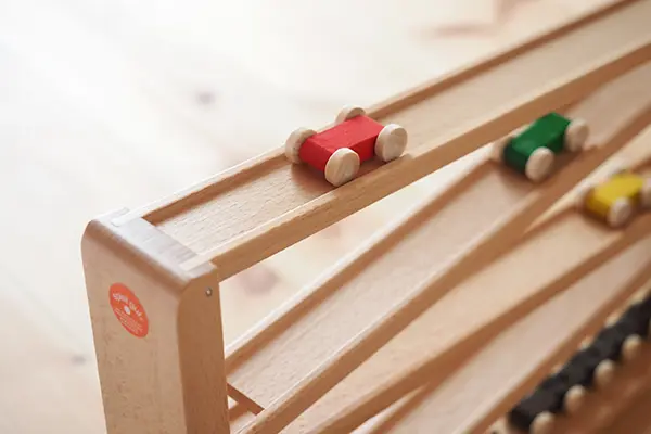 BECK(ベック) クネクネバーン・大｜木製スロープトイ 車の知育玩具(3歳