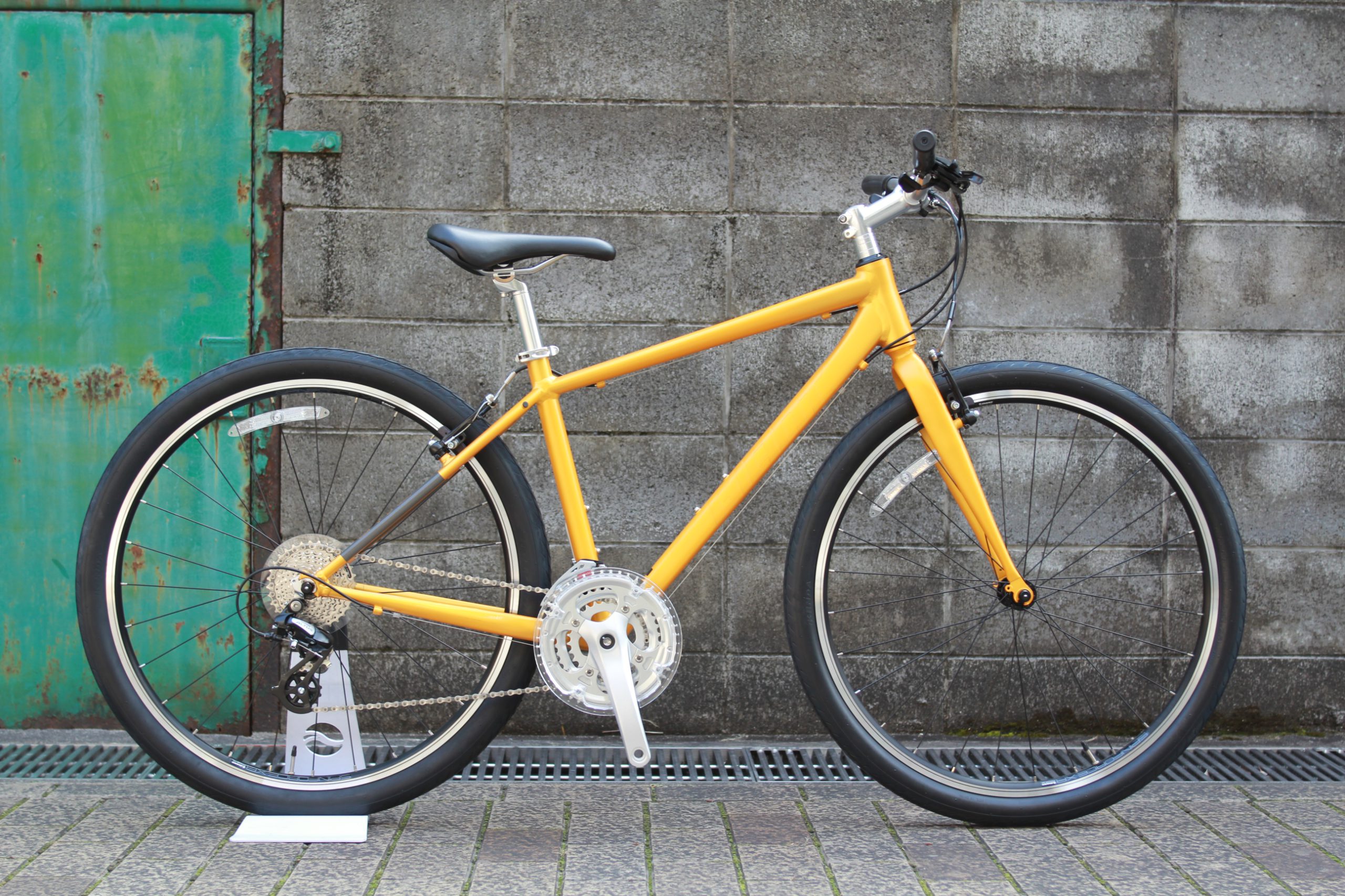 GIANT『Gravier / Gravier Disc』より安定感を求める方にMTB寄りの