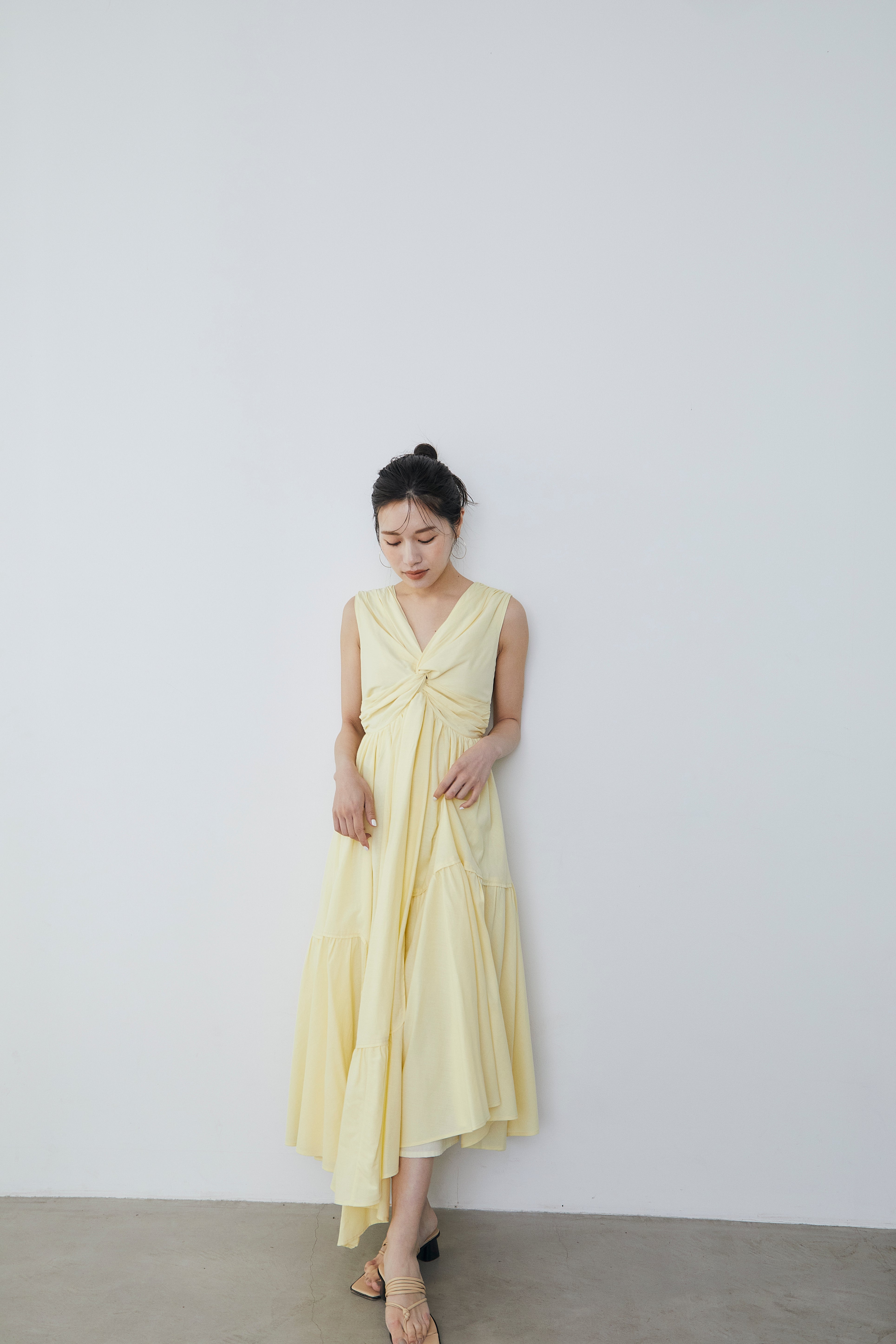 再入荷】Irregular hem twist Dress – L'AUBE BLANC