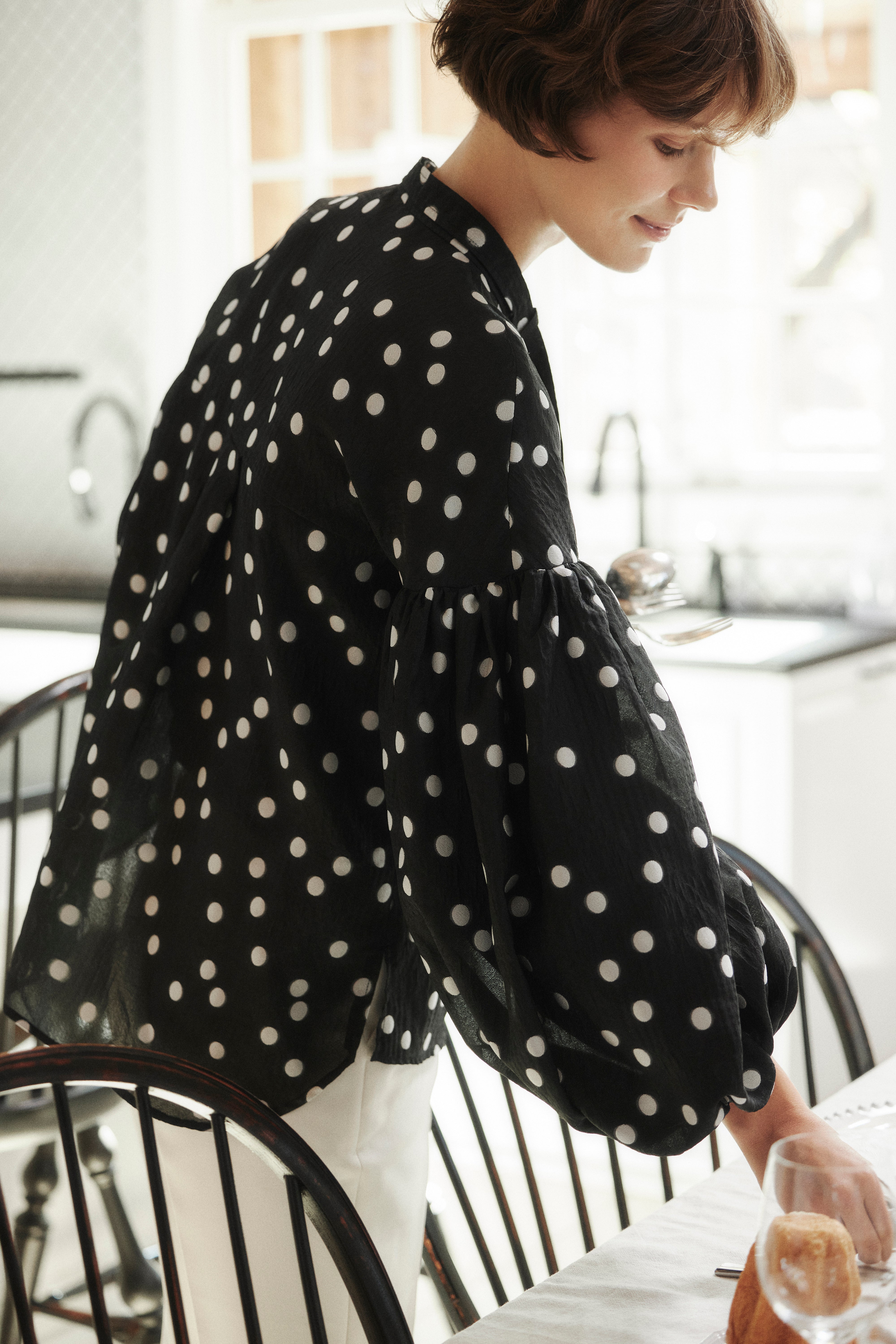 Sheer Polka Dot Ribbon Blouse – L'AUBE BLANC