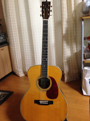 S.Yairi YOE-28/NとMartin 000-28ECとの比較: Walking Blues