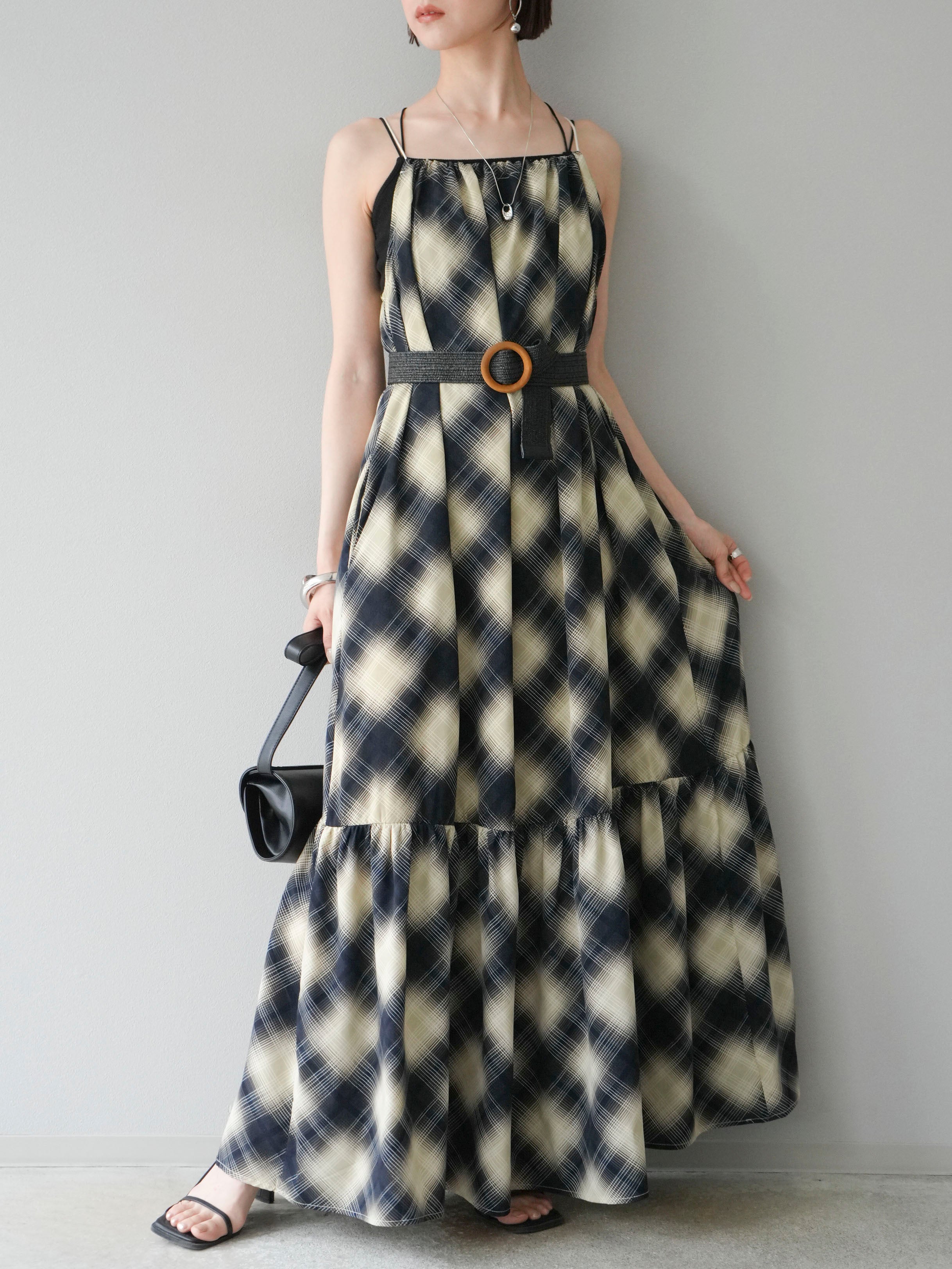 予約]ベルト付チェックノースリーブワンピース/ブルー – Lumier