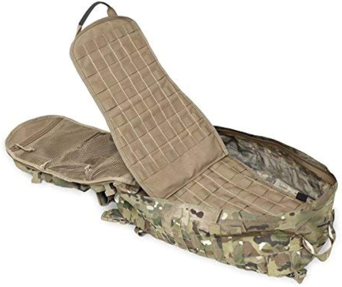 Amazon.co.jp: プレデターバックパック(マルチカム） : ファッション