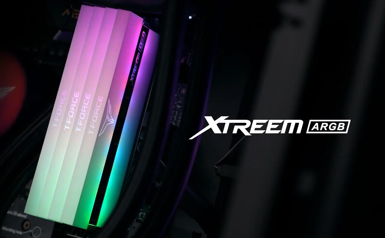 Amazon.co.jp: Team ARGB WHITE（発光型） DDR4 3600Mhz(PC4-28800