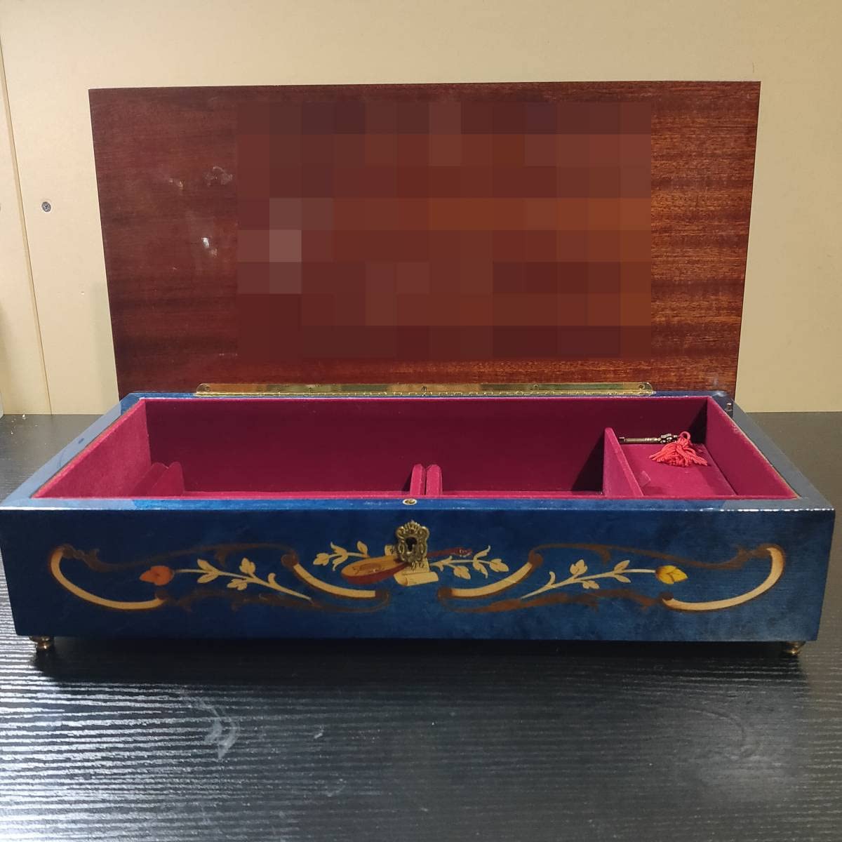 Amazon.co.jp: 限定品Demain 鍵付ジュエリーボックス オルゴール有