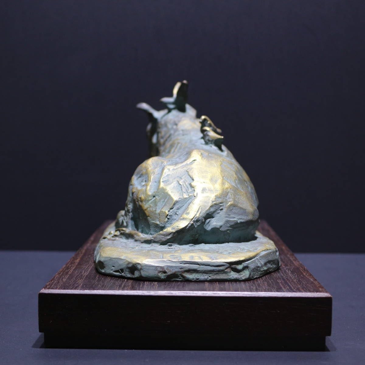 Amazon.co.jp: 【丑】北村西望ブロンズ像置物「平和」1973年干支牛銅像