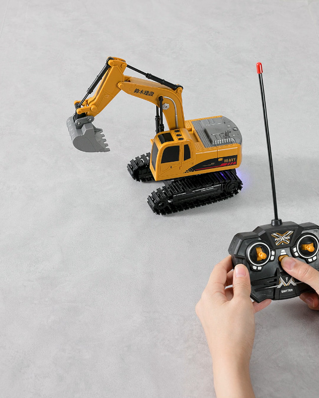 Amazon.co.jp: 童友社(DOYUSHA) 27MHz 1/24スケール MINI パワー