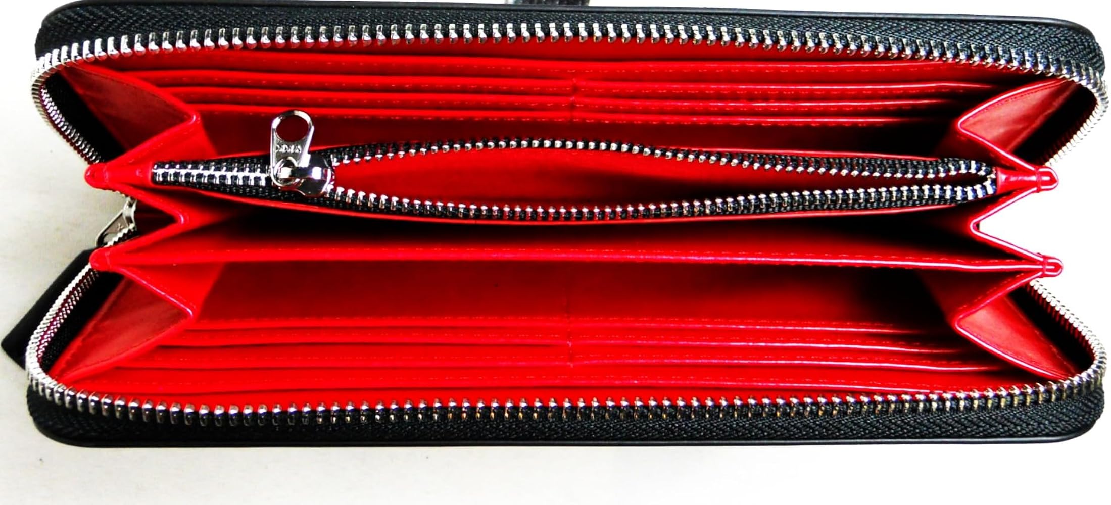 Amazon | [Cream Soda] ラウンドファスナーウォレット(ロング