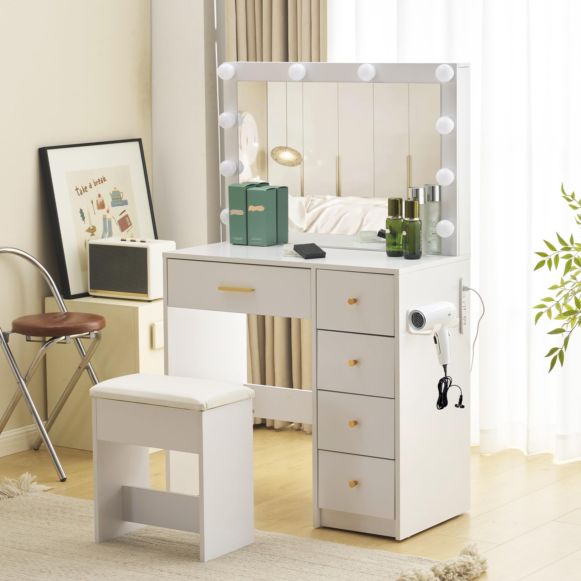Amazon｜ドレッサー 化粧台 椅子付き【女優ミラー・3色LEDライト】明る