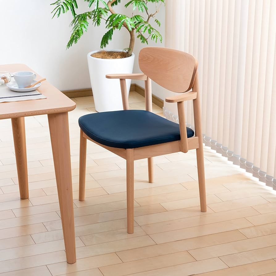 Amazon｜【カリモク正規品】 曲木のカーブでゆったり背もたれ楽々