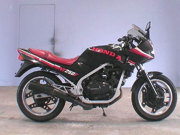 FIGHTER VT250FE・VT250Z用 テールカウル タイプ1 - F－AUTO